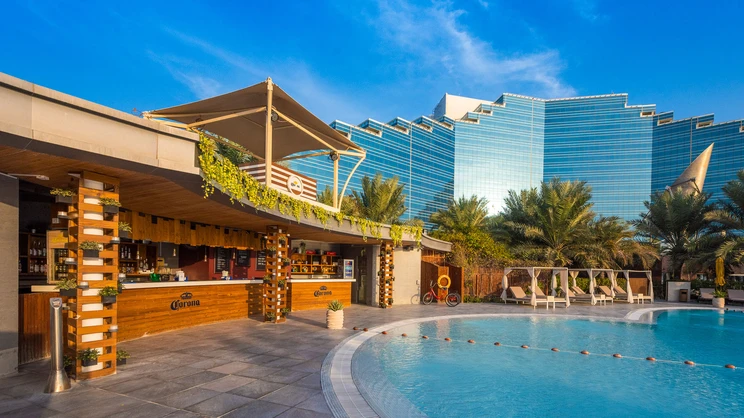 Art Hotel & Resort